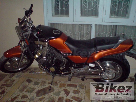 1998 Yamaha FZX 750 Fazer photo